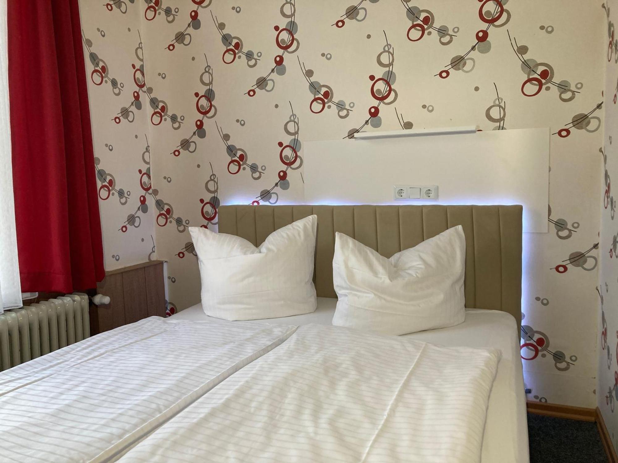 Haus Krabbe Apartments Mit Doppelbetten, Fuer 1-2 Personen, Hunde Kostenfrei Willkommen, Kostenfreier Parkplatz, Zwischen Bremerhaven Und Cuxhaven Gelegen ヴレーメン エクステリア 写真