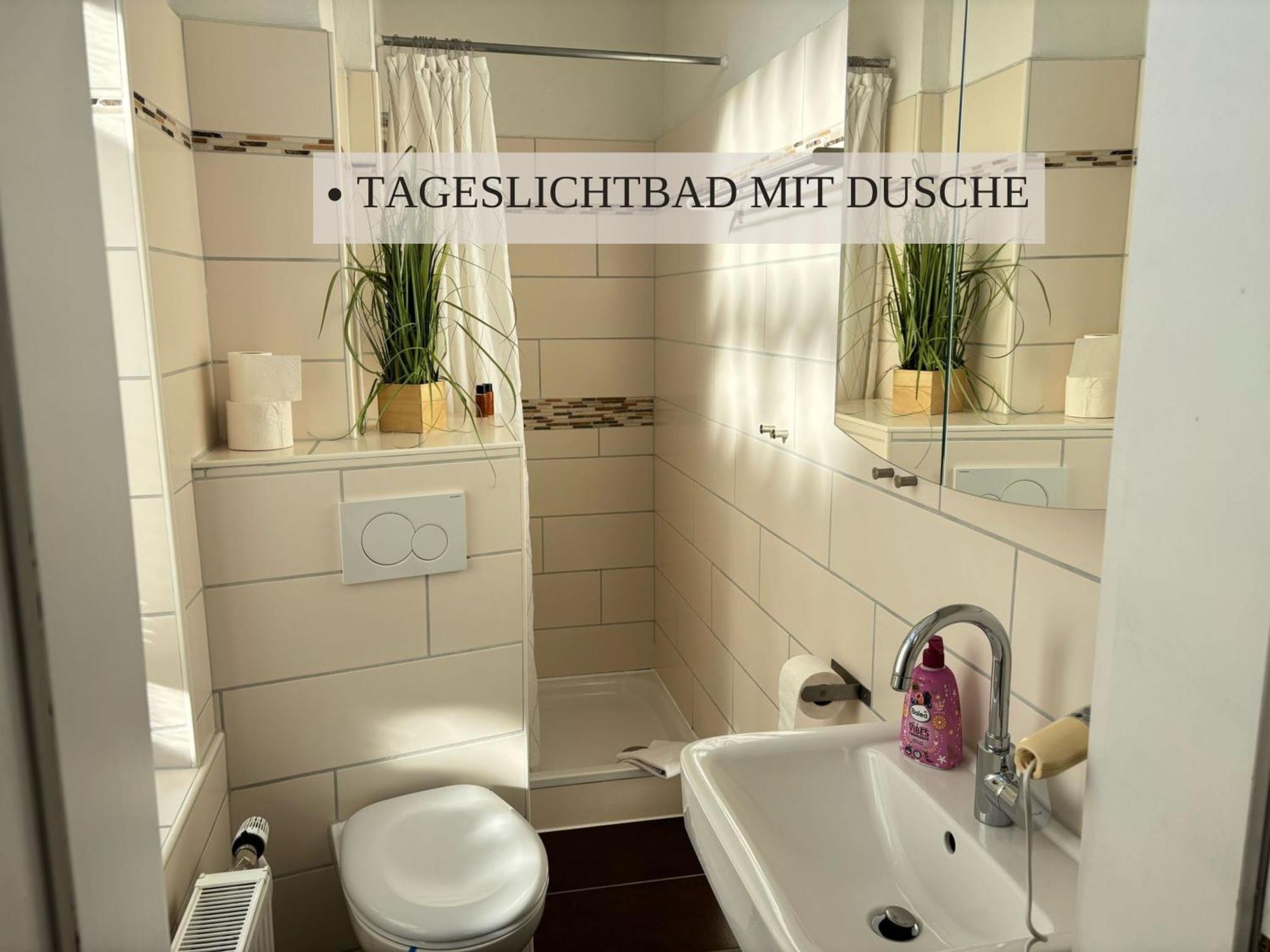 Haus Krabbe Apartments Mit Doppelbetten, Fuer 1-2 Personen, Hunde Kostenfrei Willkommen, Kostenfreier Parkplatz, Zwischen Bremerhaven Und Cuxhaven Gelegen ヴレーメン エクステリア 写真