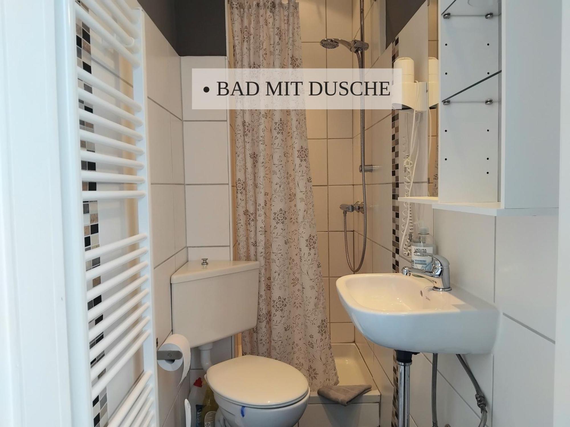 Haus Krabbe Apartments Mit Doppelbetten, Fuer 1-2 Personen, Hunde Kostenfrei Willkommen, Kostenfreier Parkplatz, Zwischen Bremerhaven Und Cuxhaven Gelegen ヴレーメン エクステリア 写真